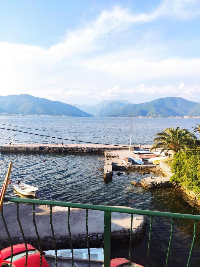 Studio Apartments Krasici Tivat Ruang foto